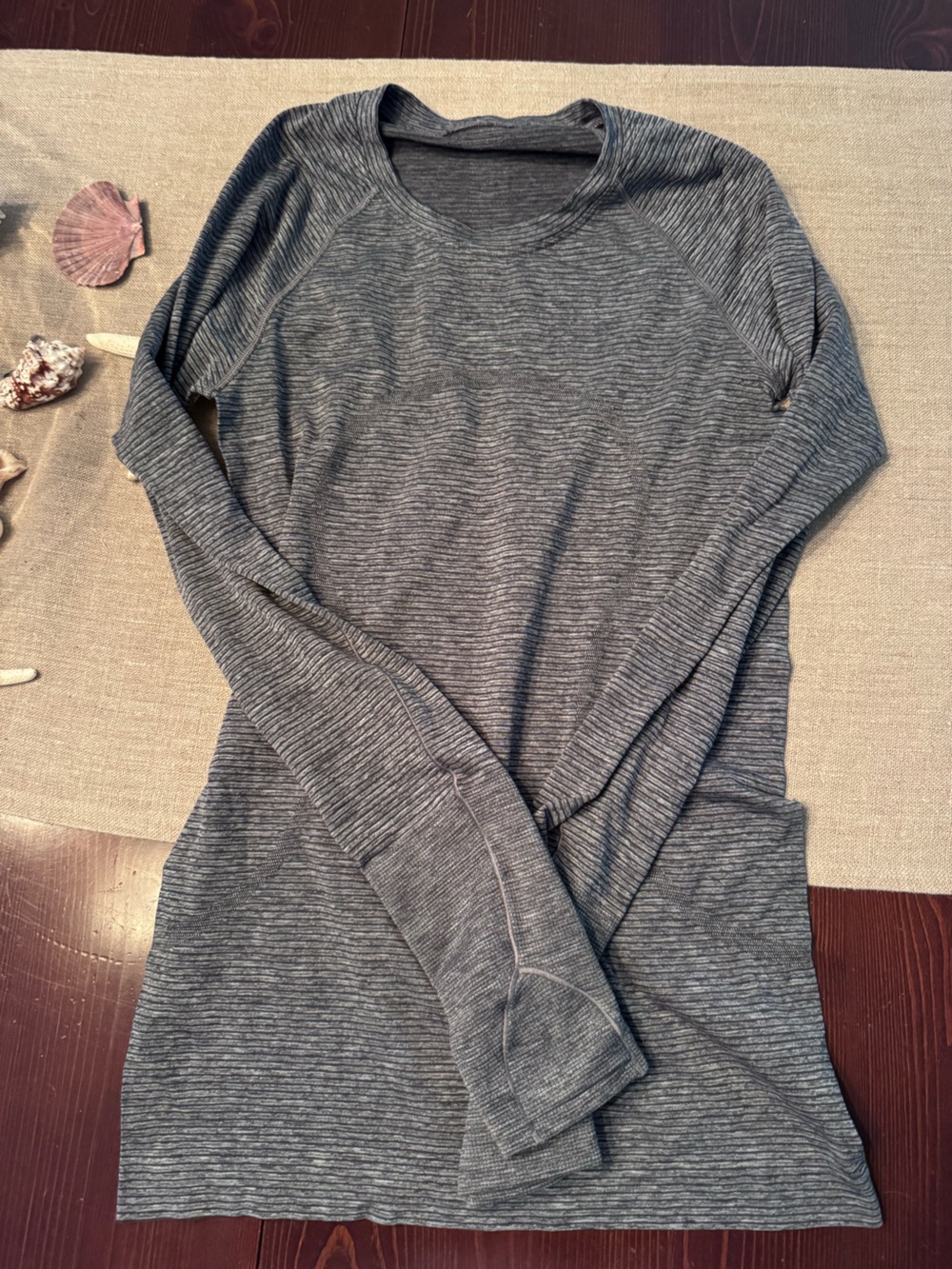Lululemon swiftly tech 2.0 long sleeve grey with navy stripe size 6